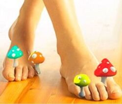 Effective methods for the treatment of mushrooms on the legs